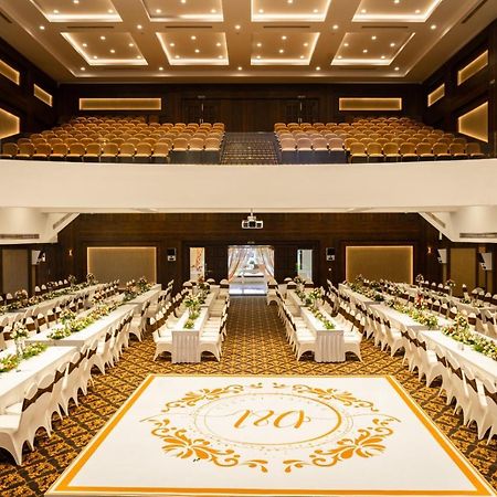 The King'S Meadows Hotel Golhalli Exterior photo