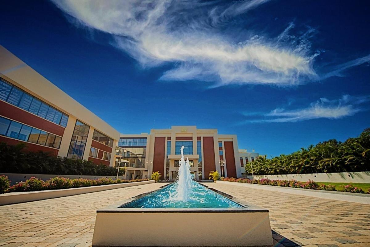 The King'S Meadows Hotel Golhalli Exterior photo